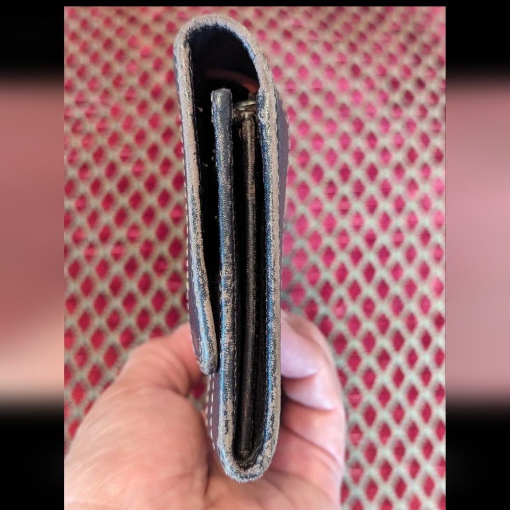 AUTHENTICATED Celìne Vintage Late 1990's - Early 2000's Continental Wallet - Picture 8 of 12